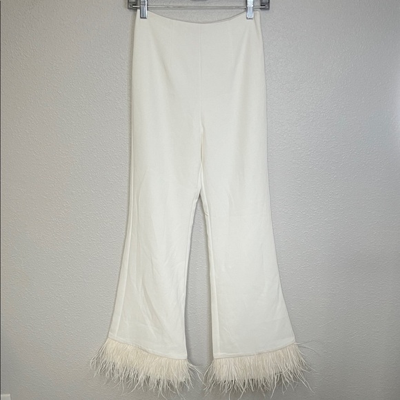 Aureum Feathered Flare Pants White Size XS - Picture 3 of 11